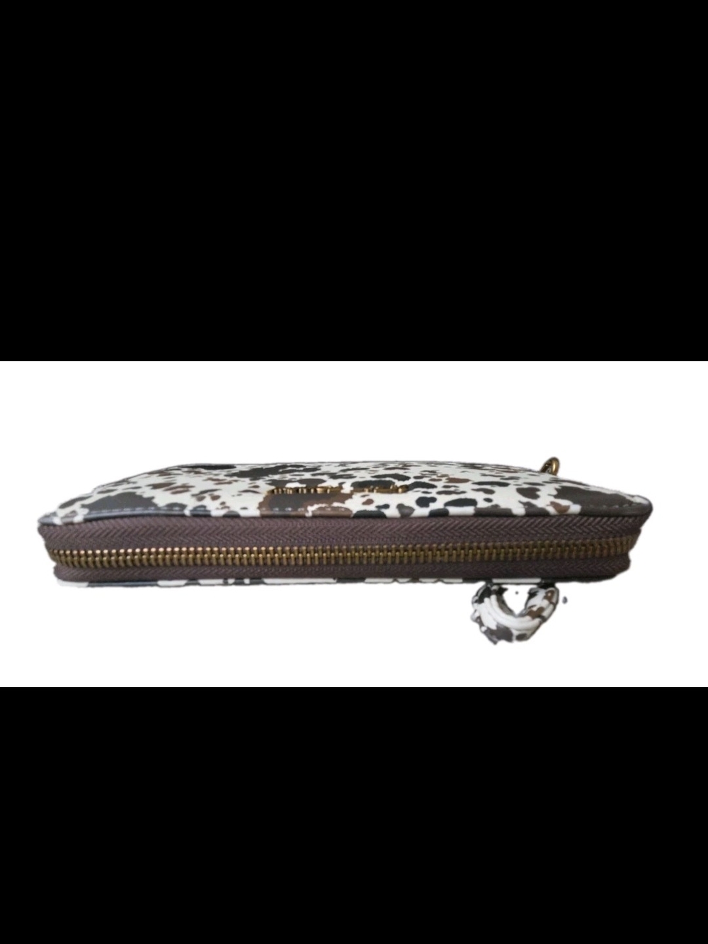 Women's Betsey Johnson Cow Print & Hearts Wristlet Wallet With Removable Strap - Picture 4 of 10